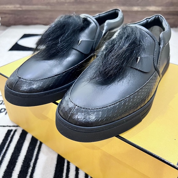 Fendi Bag Bug With 100% Real Nutria Silver Fox Fur Slip-On Leather Shoes main image 9